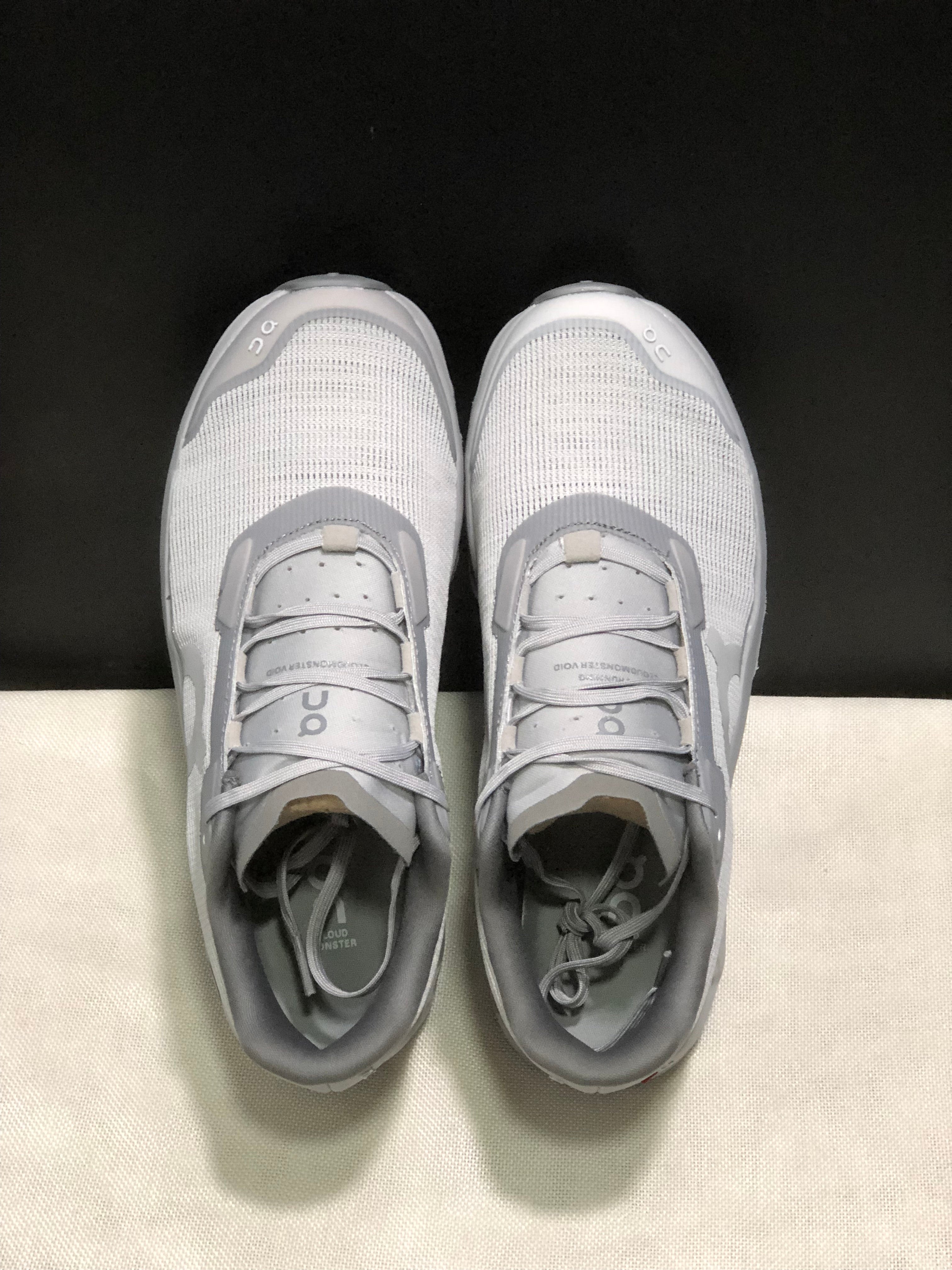 On Running Cloudmonster Void 1 M Casual Running Shoes Light Grey