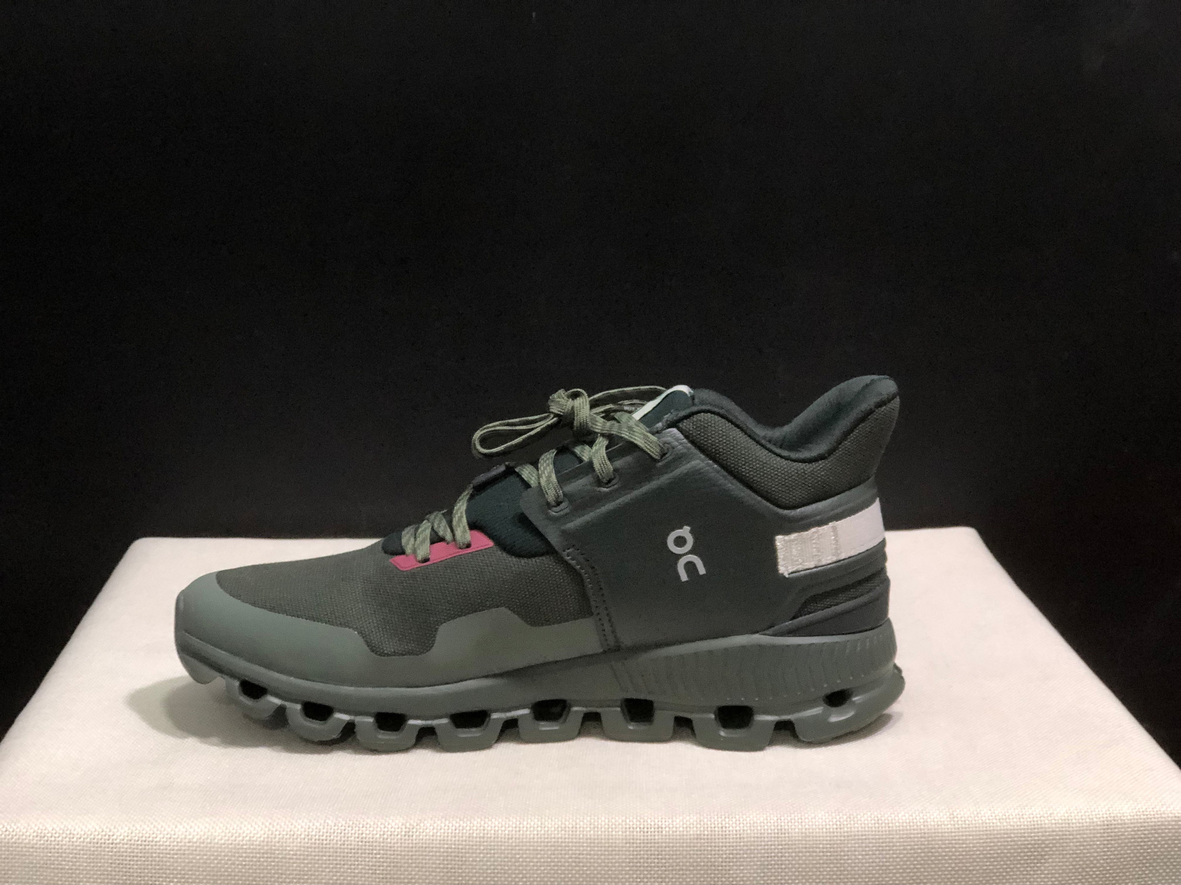 On Running Cloud Hi Edge Outdoor Training Running Shoes Dark Green