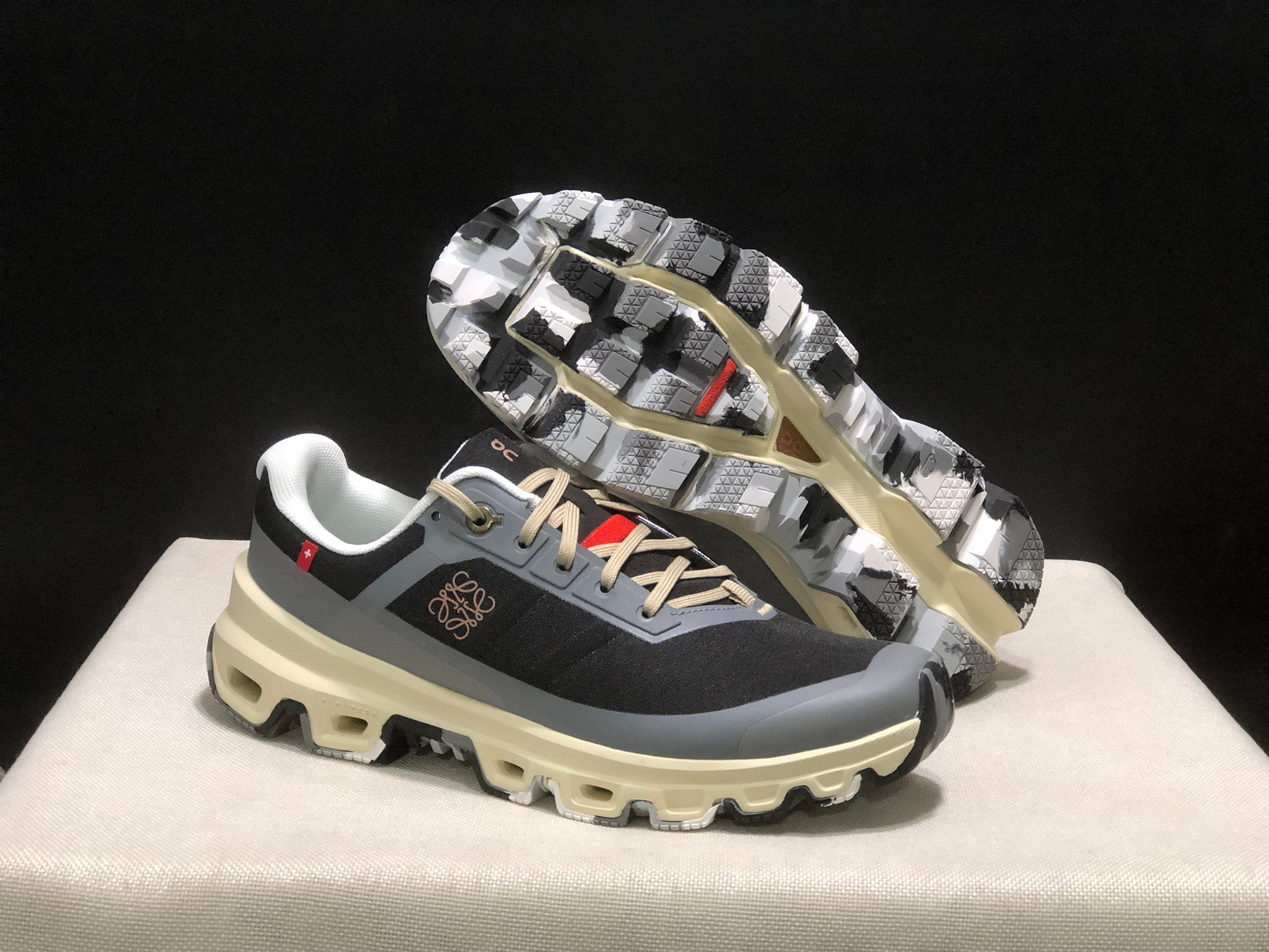 LOEWE x On Running Cloudventrure Fashion Sports Shoes Collaboration Edition Grey/Black