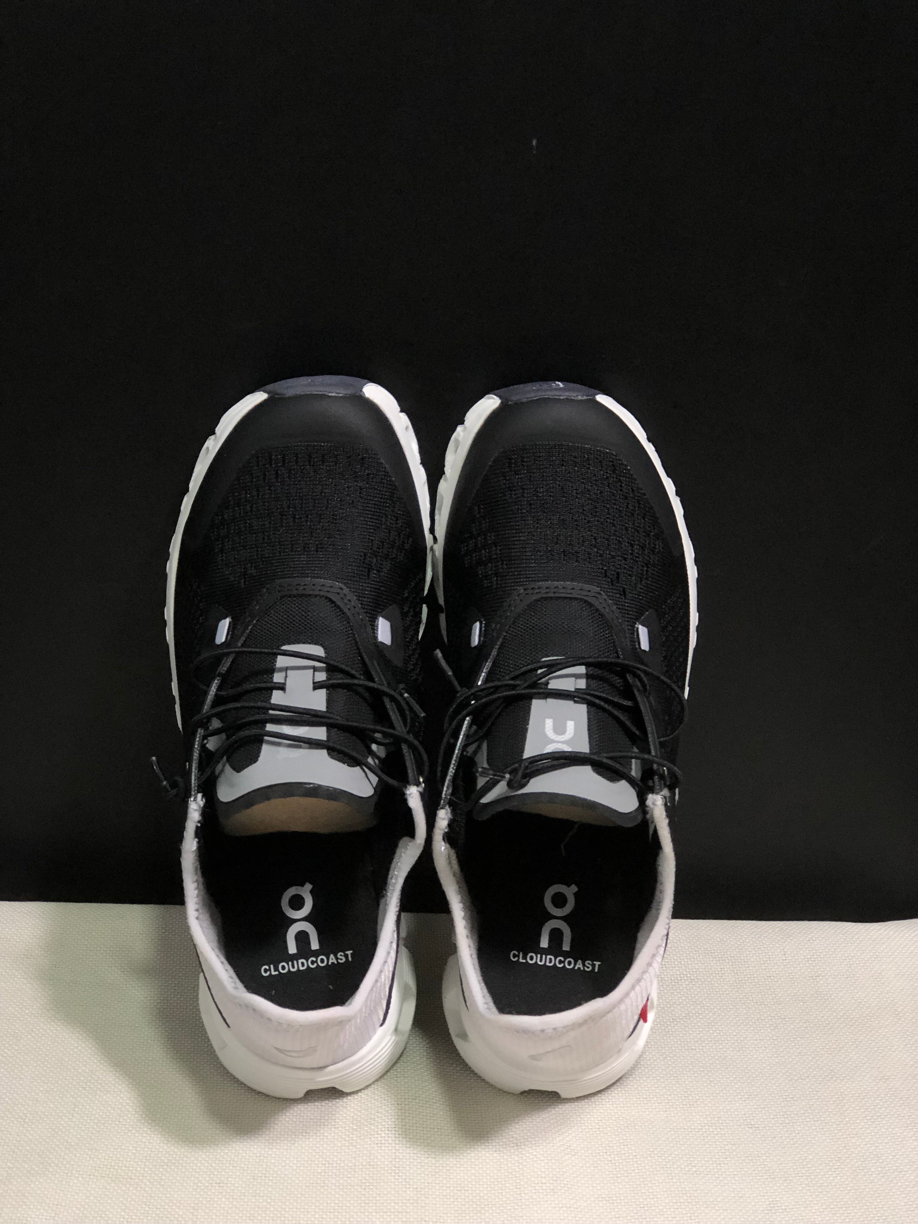On Running Cloud 5 Coast Convenient And Breathable Running Shoes Black/Mist White