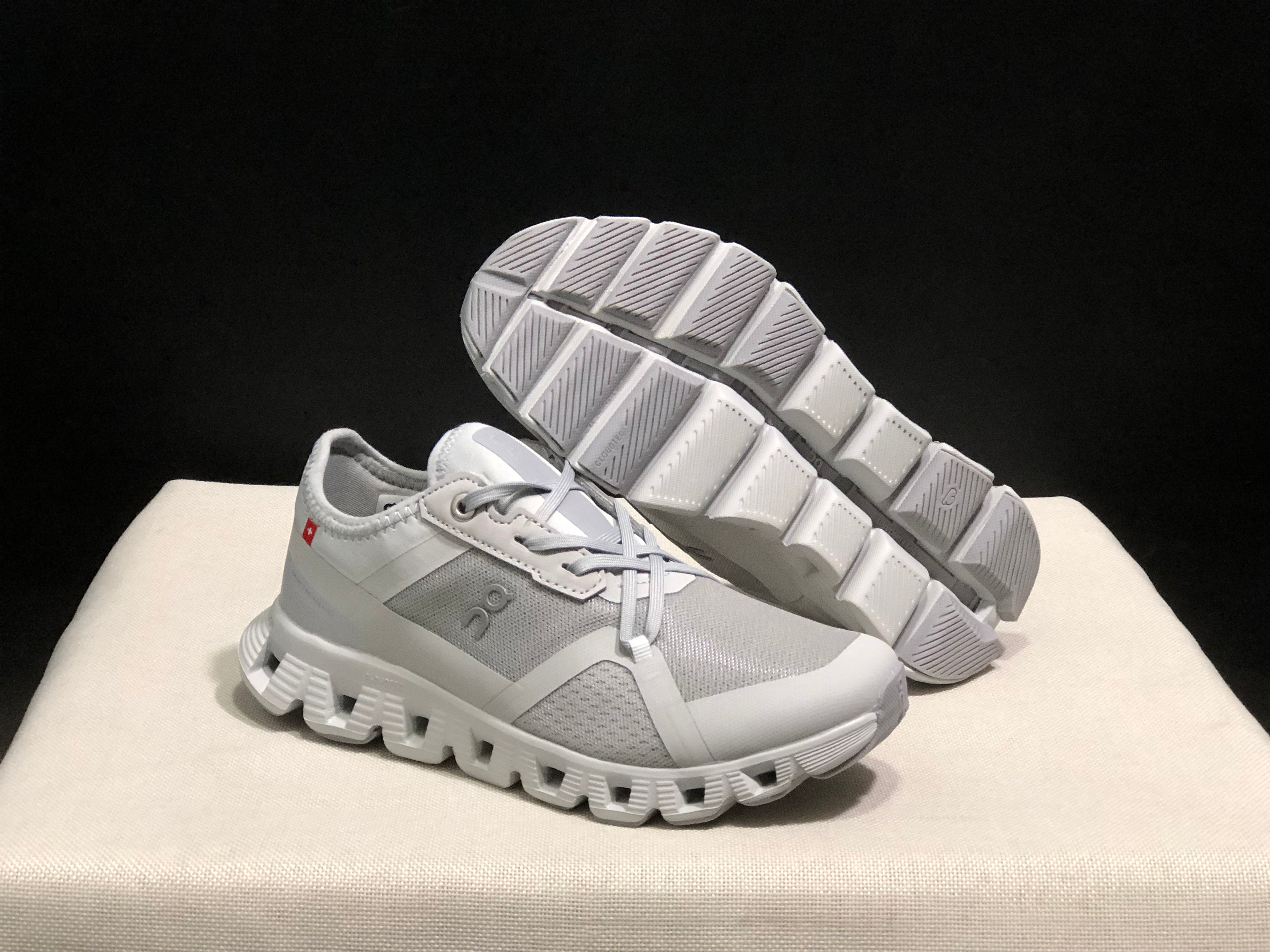 On Running Cloud X 3 AD Comfortable Wear-Resistant Training Shoes Clacier/Ash