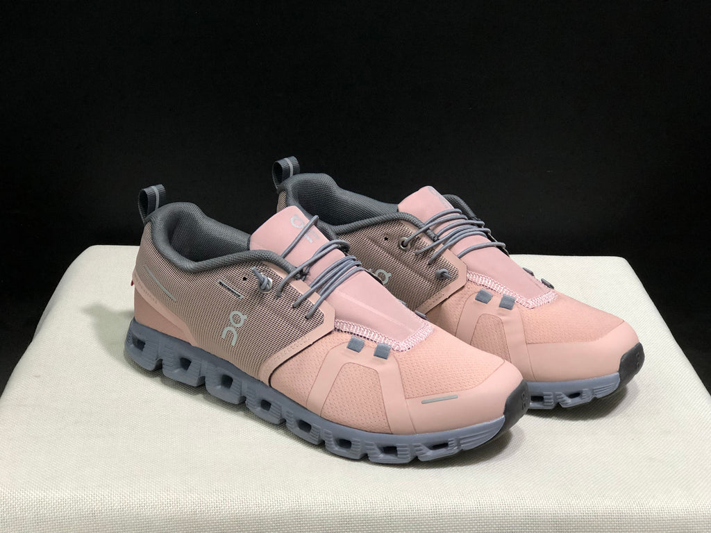 On Running Cloud 5 Lightweight Running Shoes Rose/Fossil