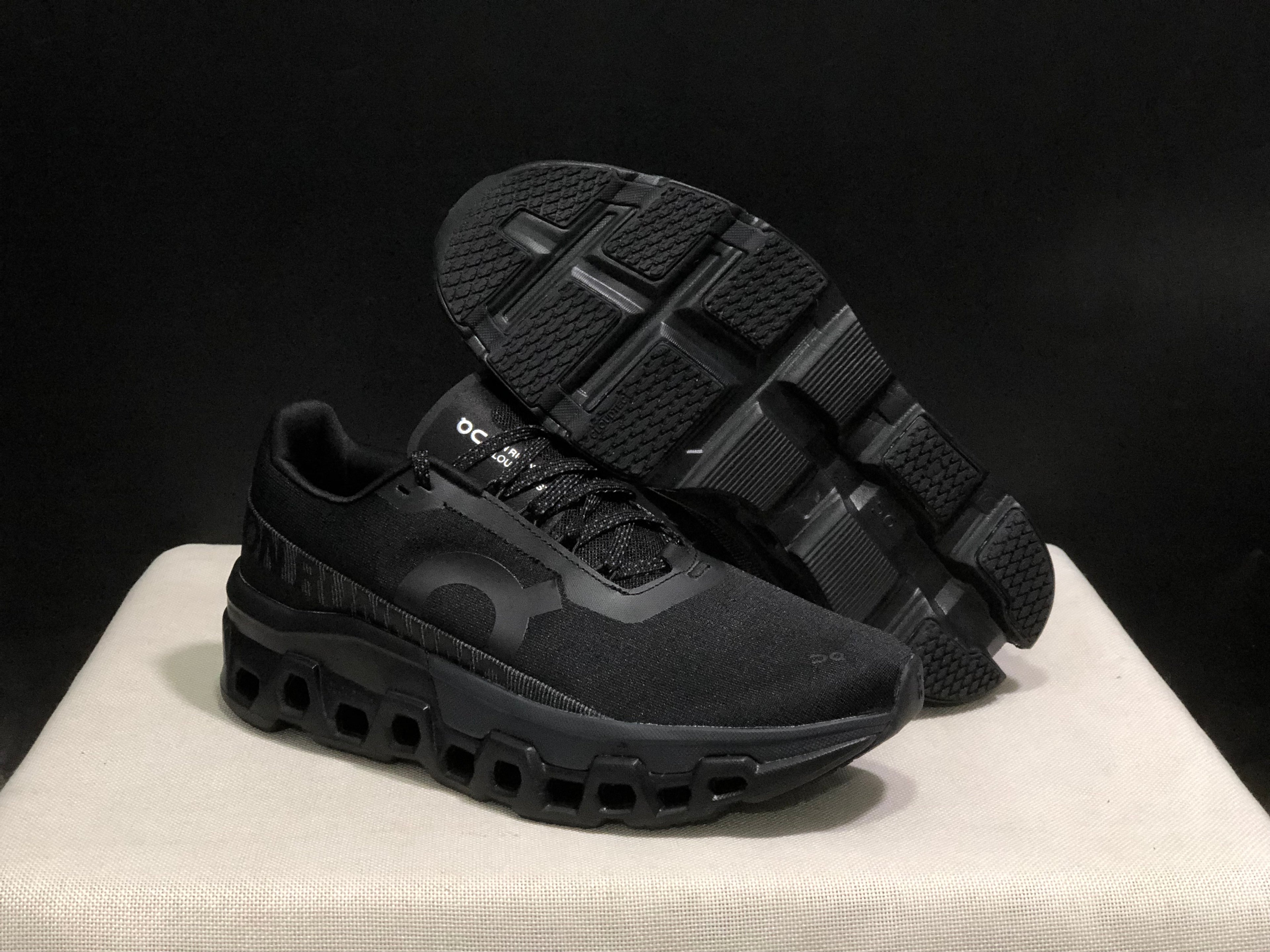On Running Cloudmonster 2 Shock-Absorbing And Breathable Running Shoes Black