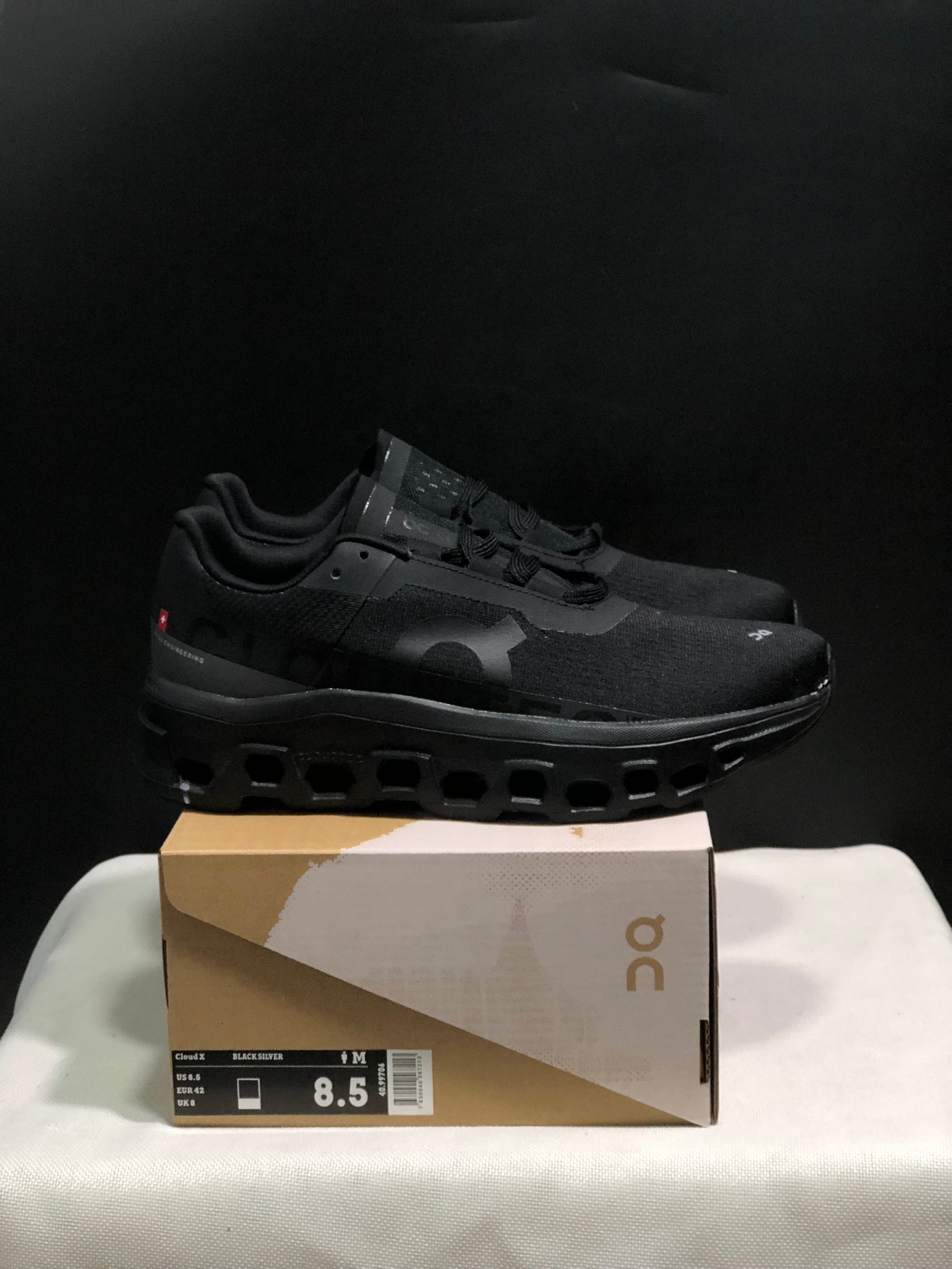 On Running Cloudmonster Anti-Slip Running Shoes All Black