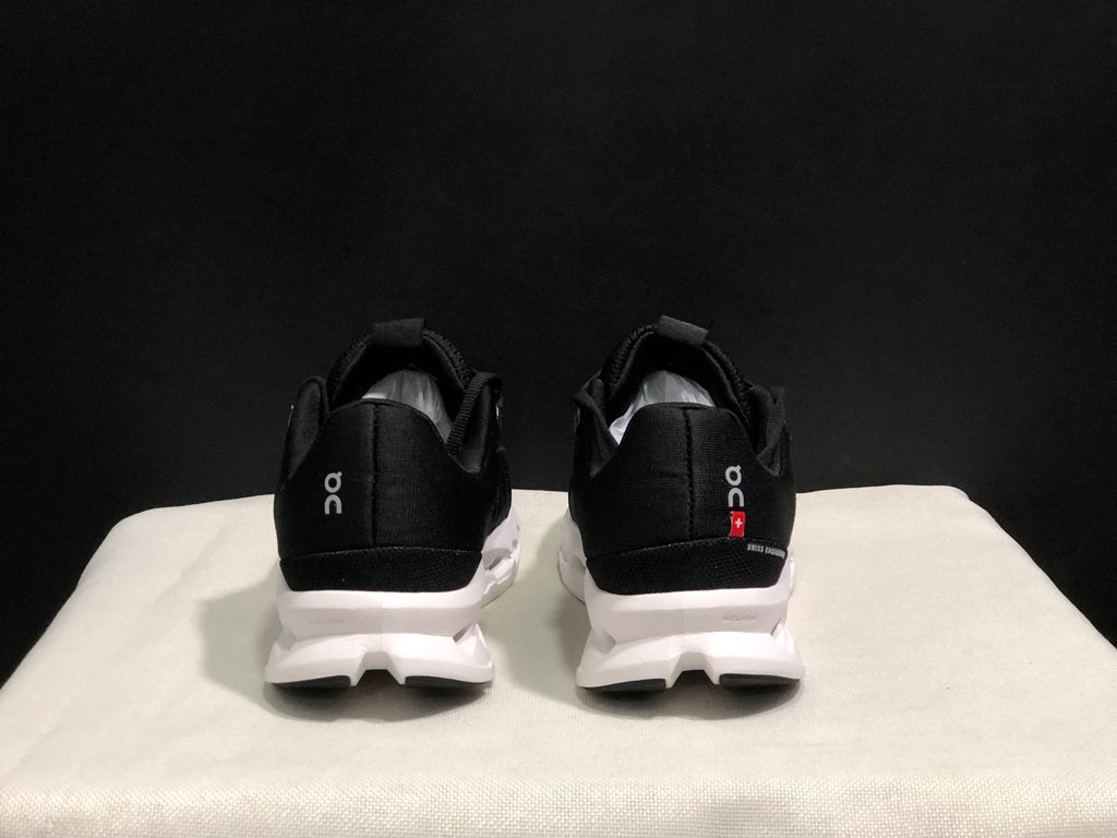 On Running Cloudsurfer Training Anti-Slip Running Shoes Black/White