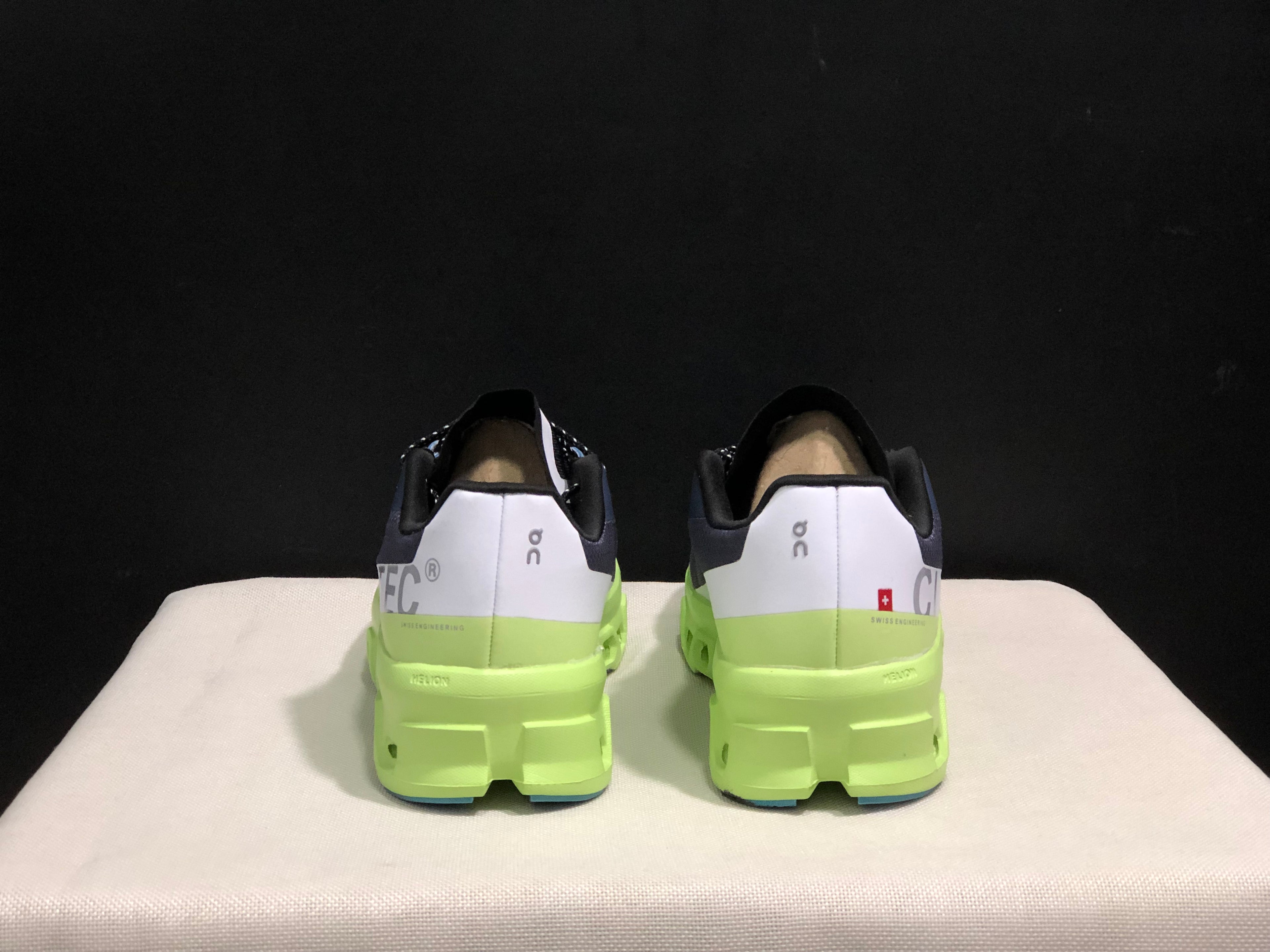 On Running Cloudmonster Anti-Slip Running Shoes Dark Blue/Green