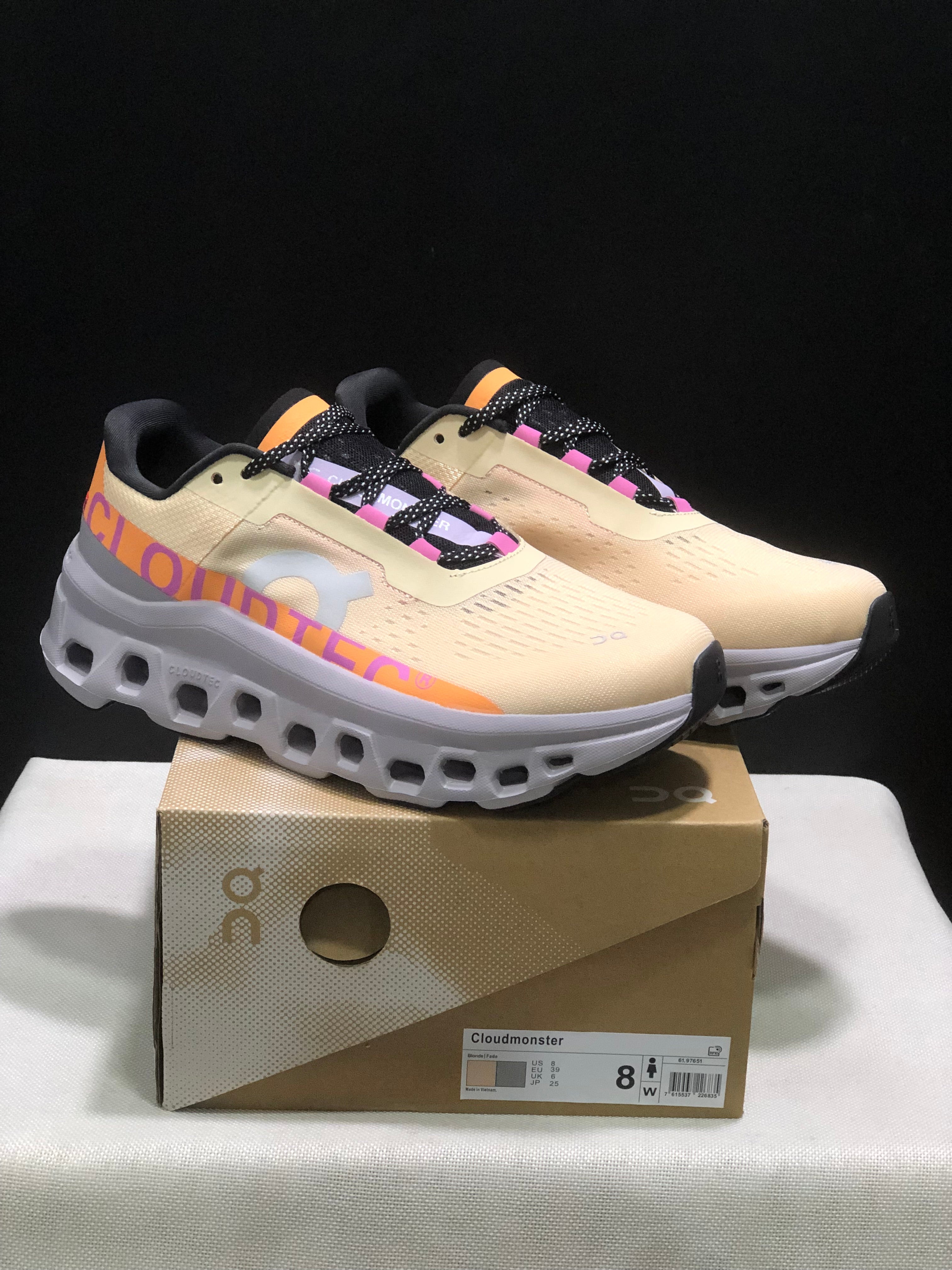 On Running Cloudmonster Anti-Slip Running Shoes Blonde/Fade