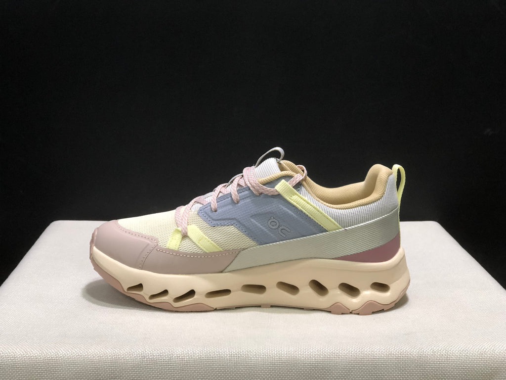 On Running Cloudhorizon WP Comfortable Sneakers Ivory/Pink
