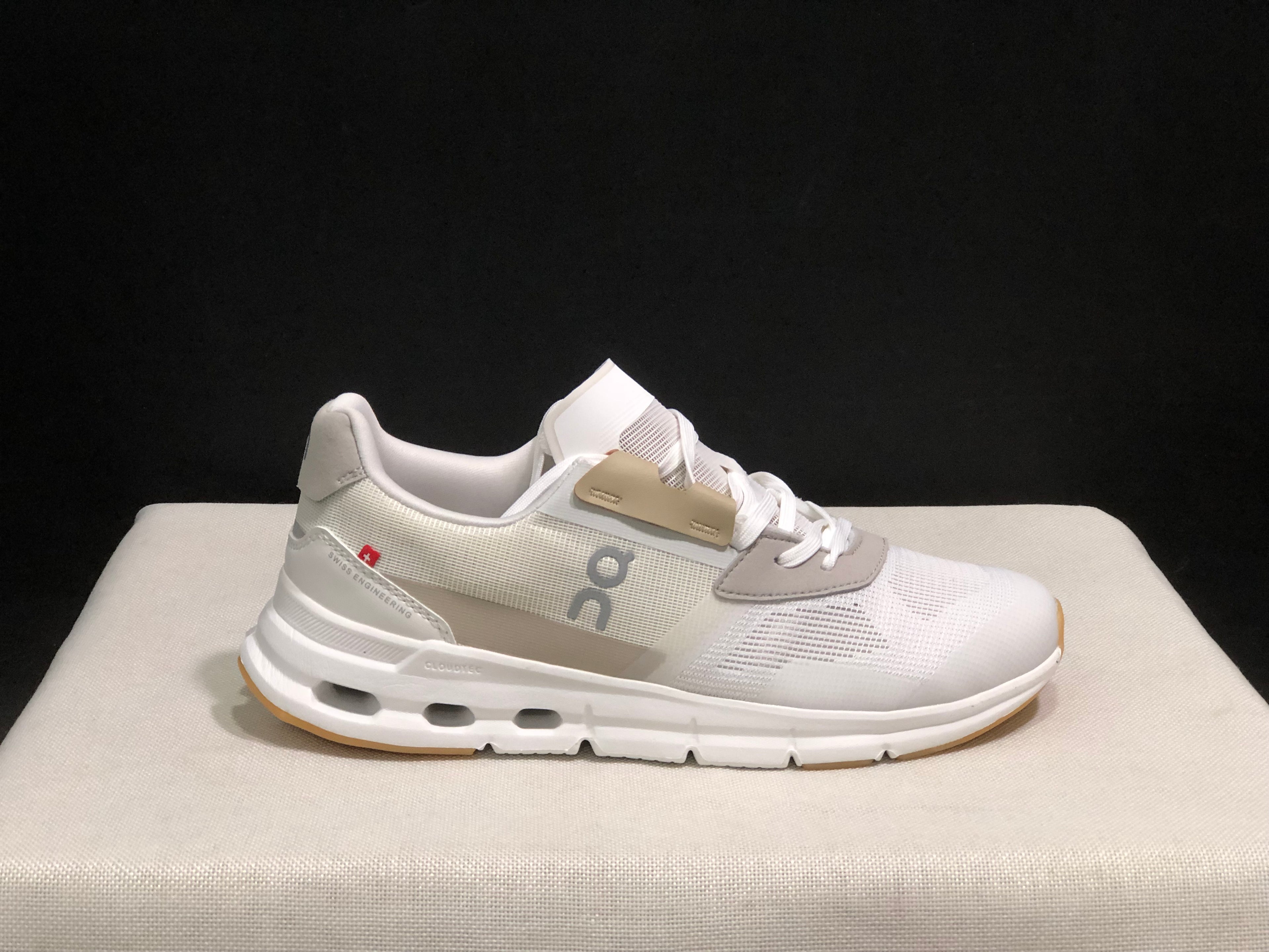 On Running Cloudrift Comfortable And Versatile Sports Casual Shoes Ivory White/Sand