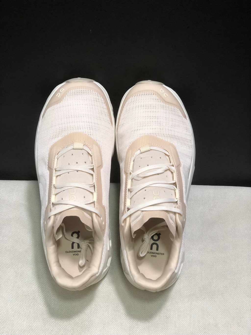 On Running Cloudmonster Void 1 M Casual Running Shoes Flesh Pink/White