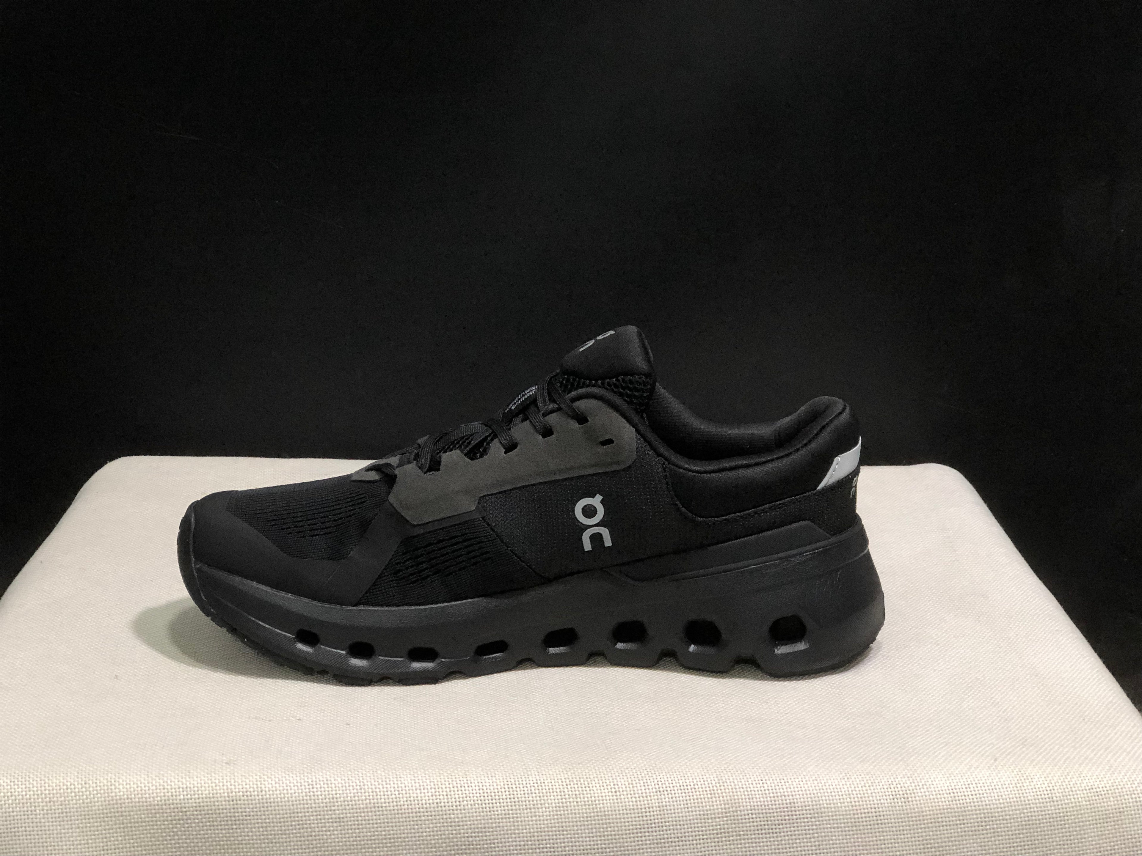 On Running Cloudrunner 2 Mesh Breathable Black Running Shoes