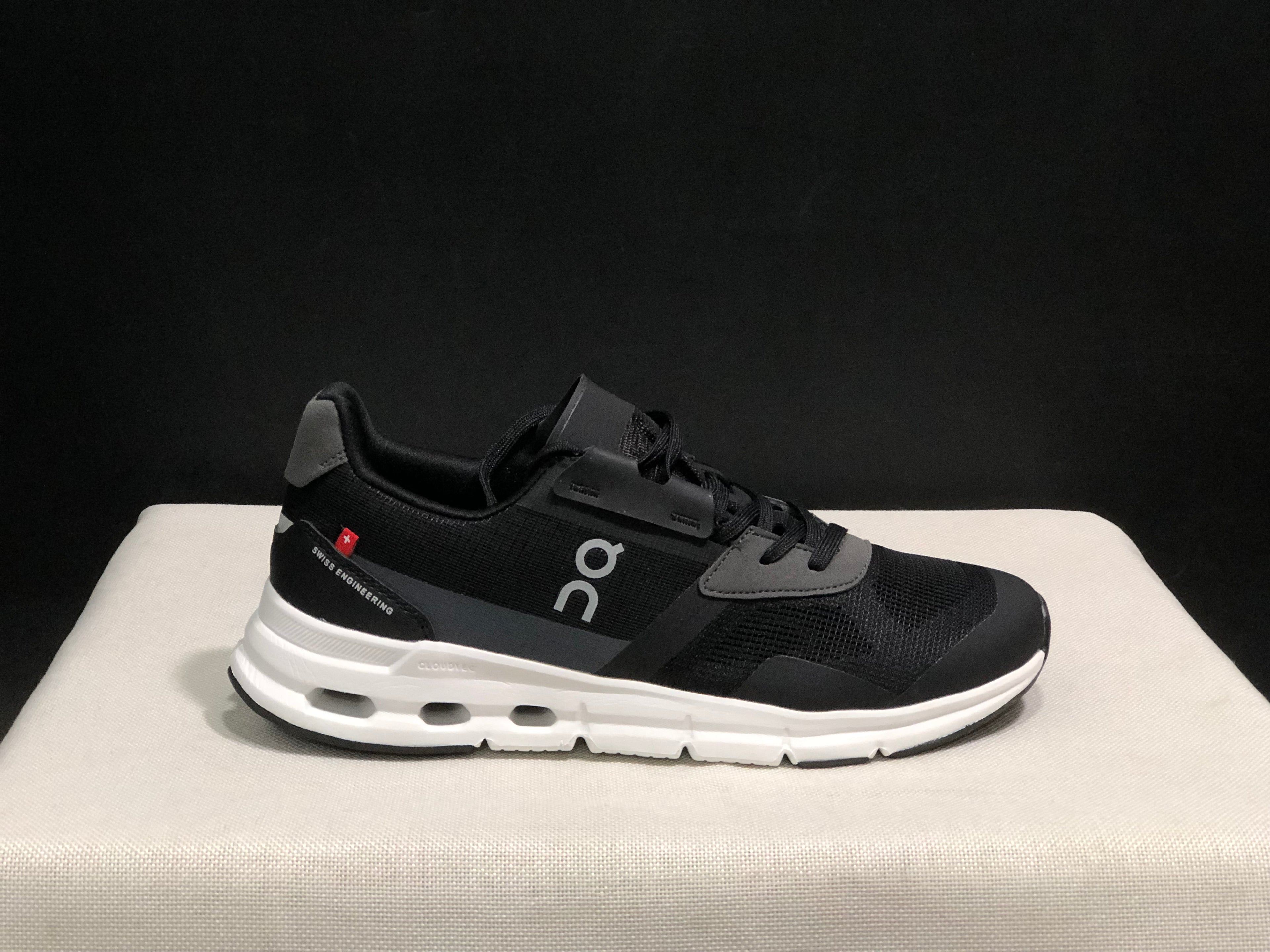 On Running Cloudrift Comfortable And Versatile Sports Casual Shoes Black/White