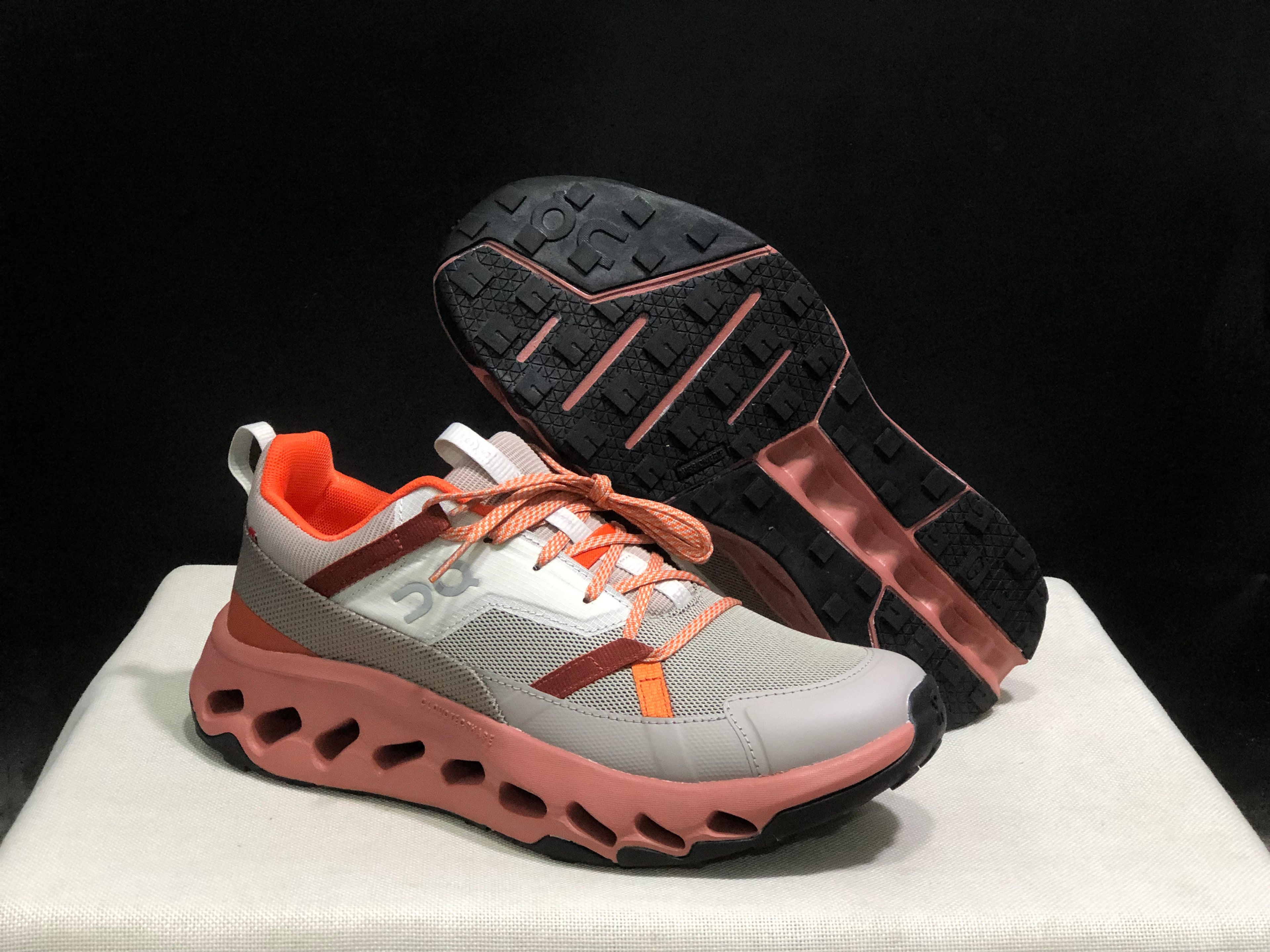 On Running Cloudhorizon Comfortable Hiking Shoes Grey/Orange-Red