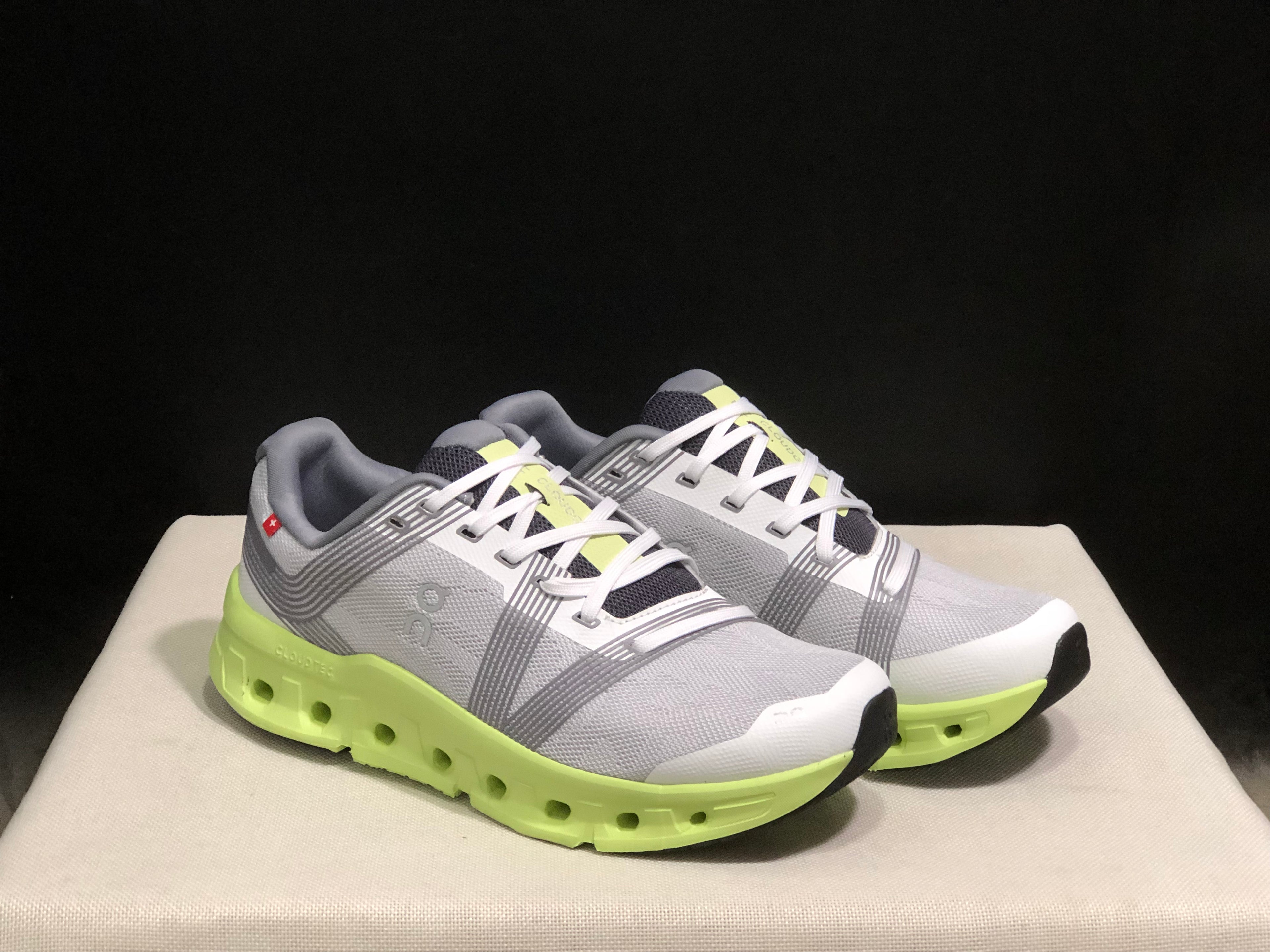 On Running Cloudgo Comfortable And Lightweight Running Shoes Frost/Hay