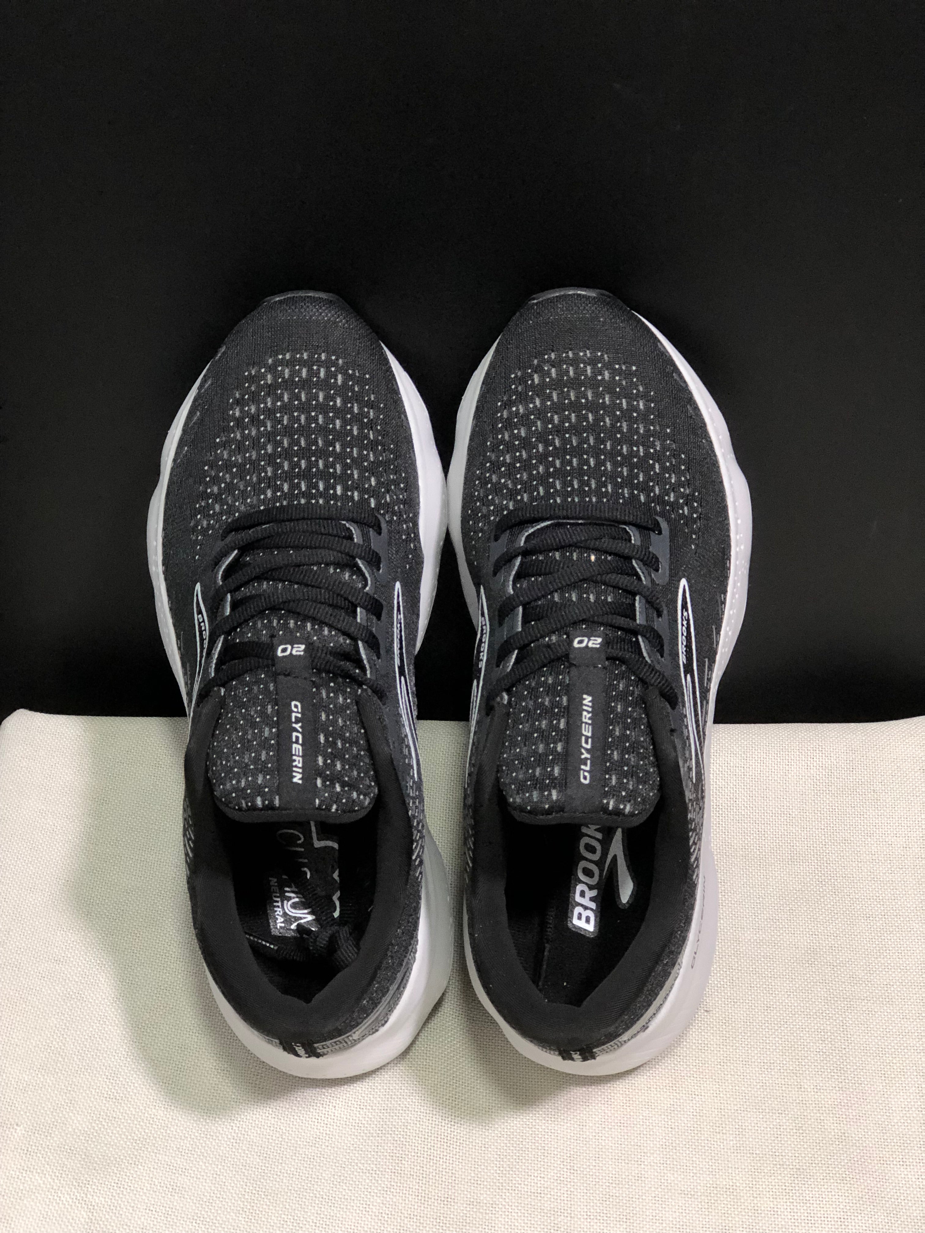 Brooks Glycerin GTS 20 Shock-absorbing Wear-resistant Running Shoes Black/White