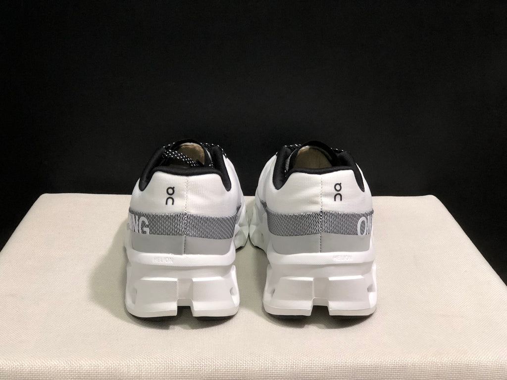 On Running Cloudmonster 2 Shock-Absorbing And Breathable Running Shoes White/Silver