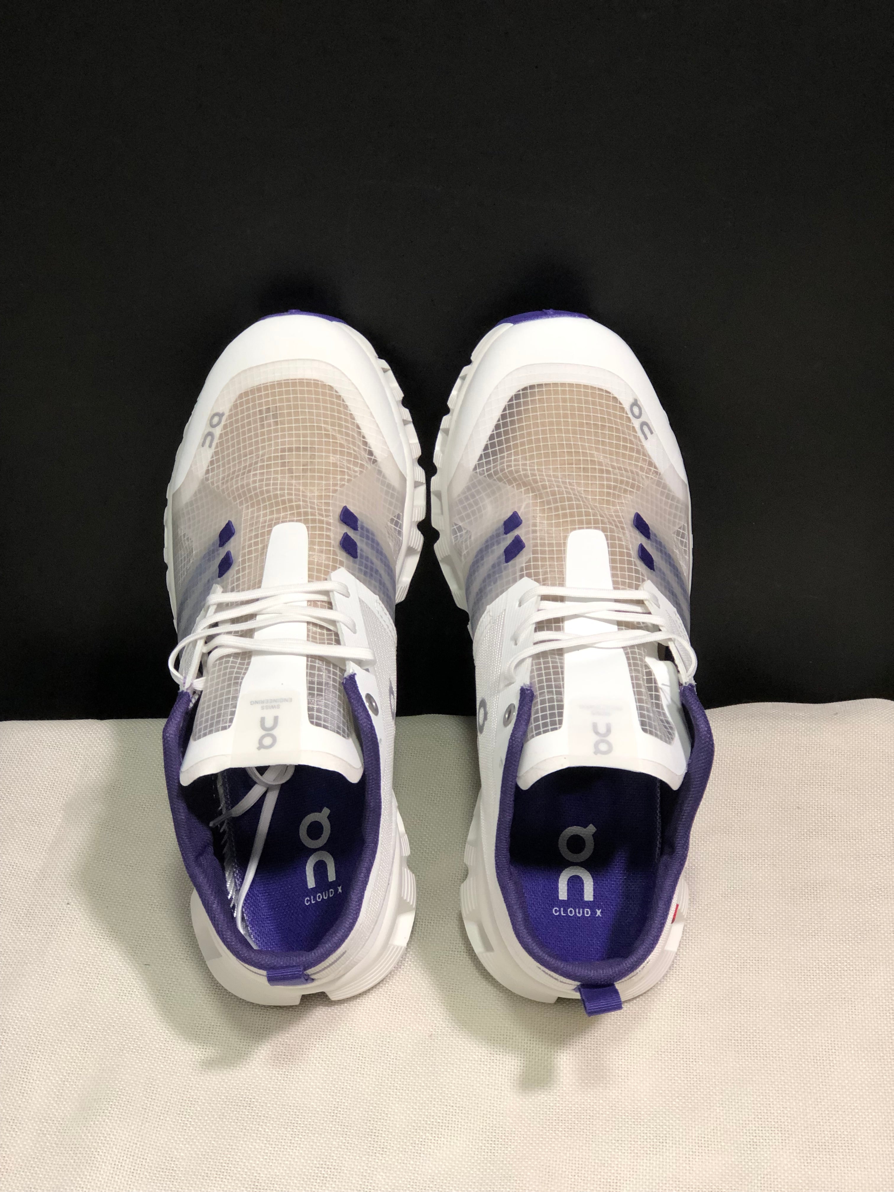 On Running Cloud X Shift Breathable And Shock-Absorbing Lightweight Running Shoes White/Purple