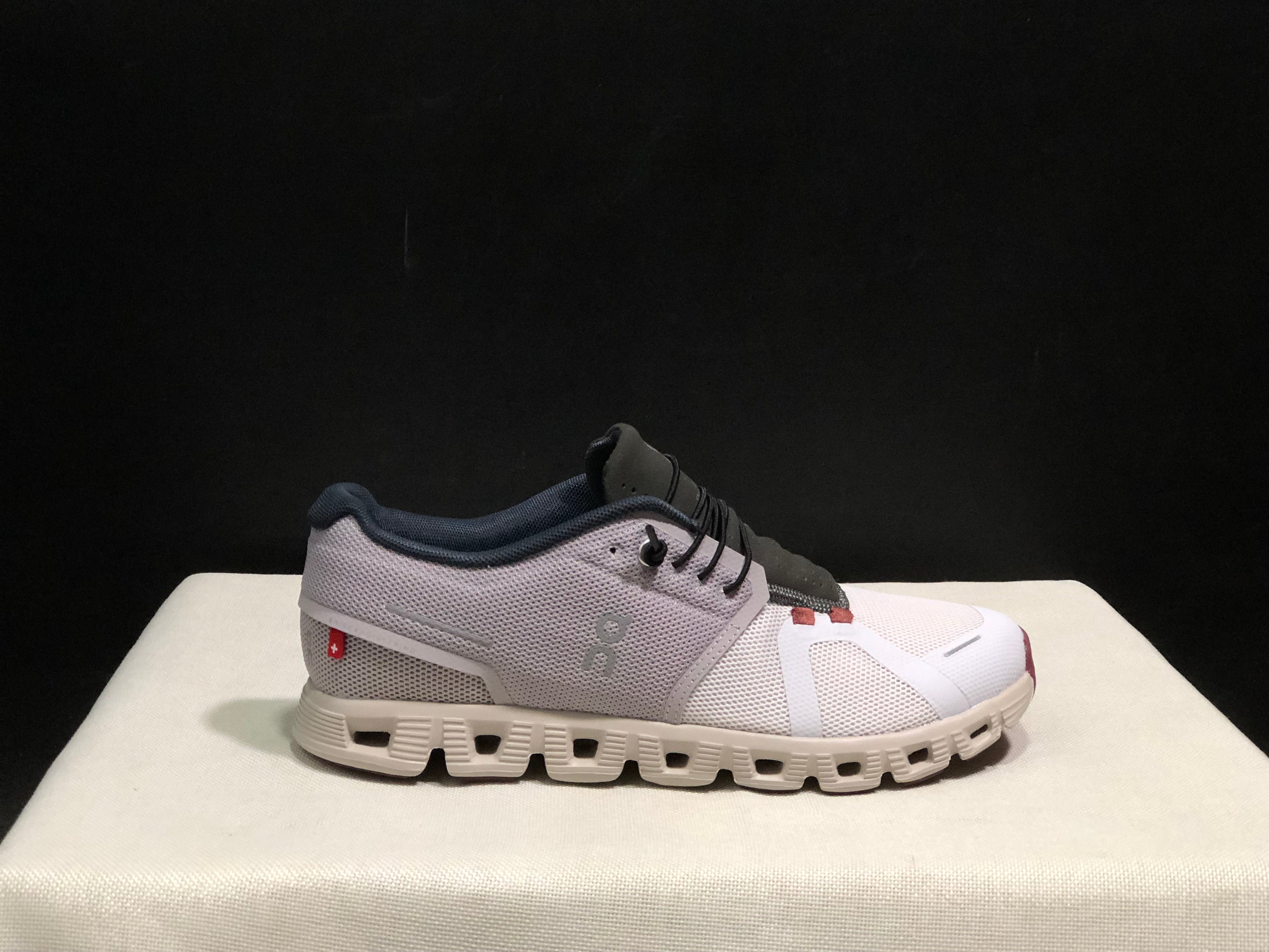 On Running Cloud 5 Lightweight Running Shoes Pearl Frost/Light Grey