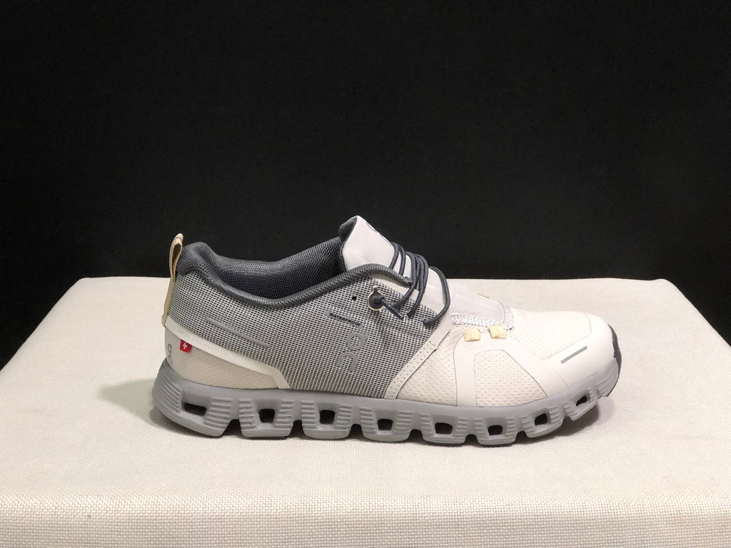 On Running Cloud 5 Lightweight Running Shoes Ivory White/Light Grey