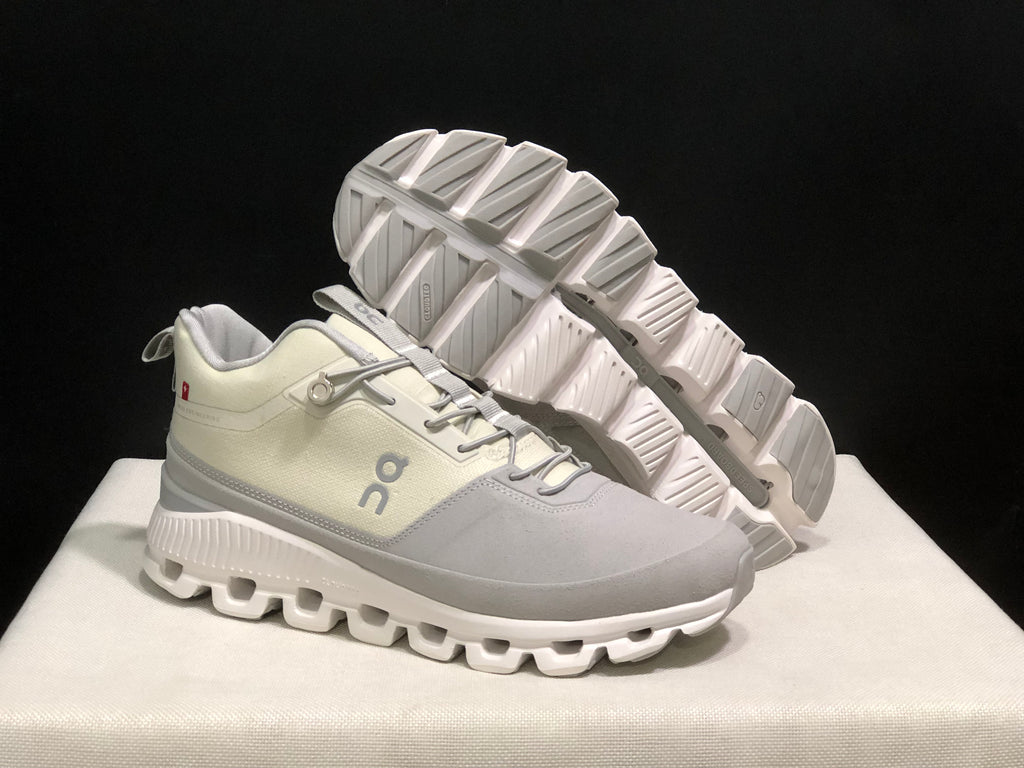 On Running Cloud Hi Edge Outdoor Training Running Shoes Beige/Light Grey