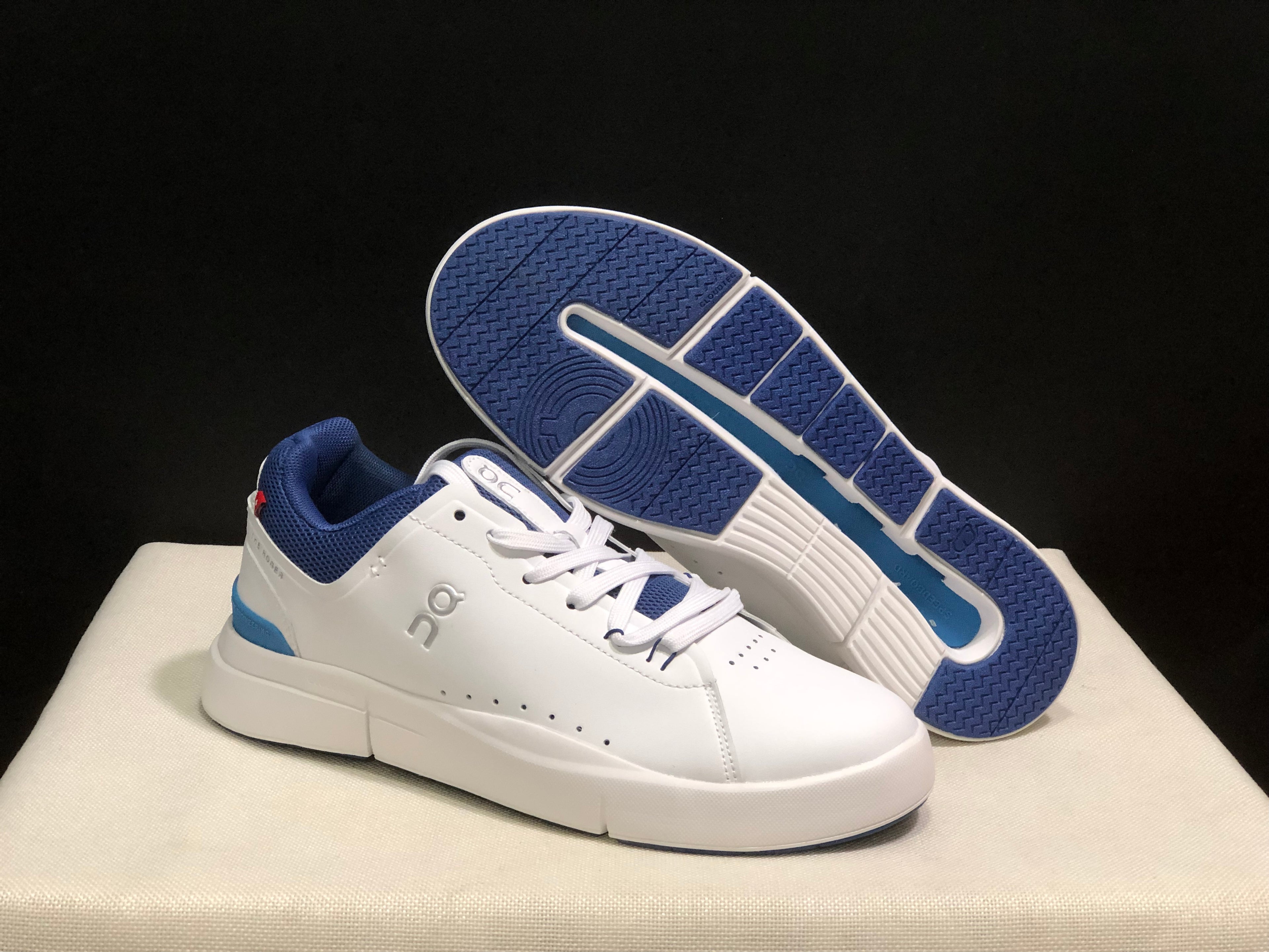 On Running The Roger Spin Board Shoes White/Royal